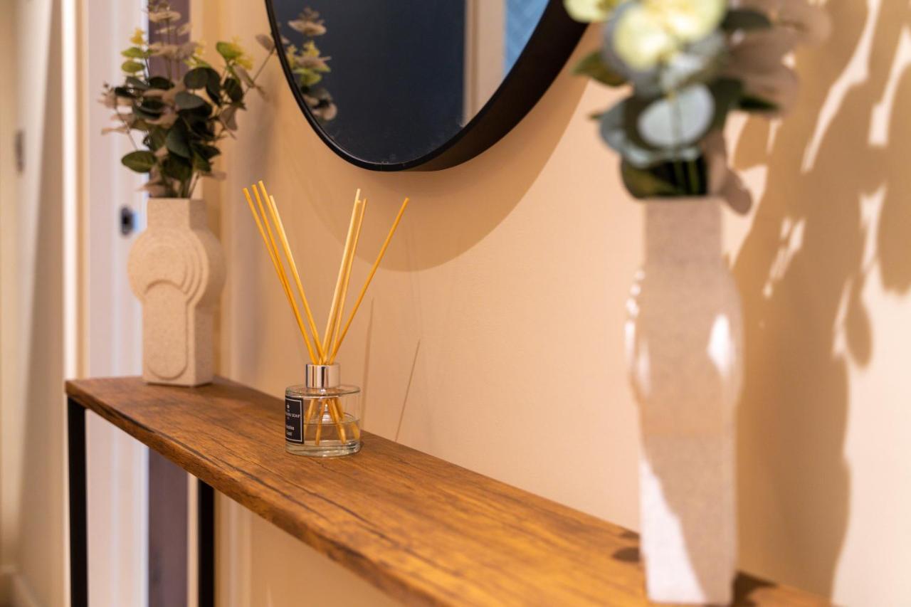 Entire 2 Bed - Free Parking - No. 35 - The Cosy Collection Ltd Apartment York Exterior photo